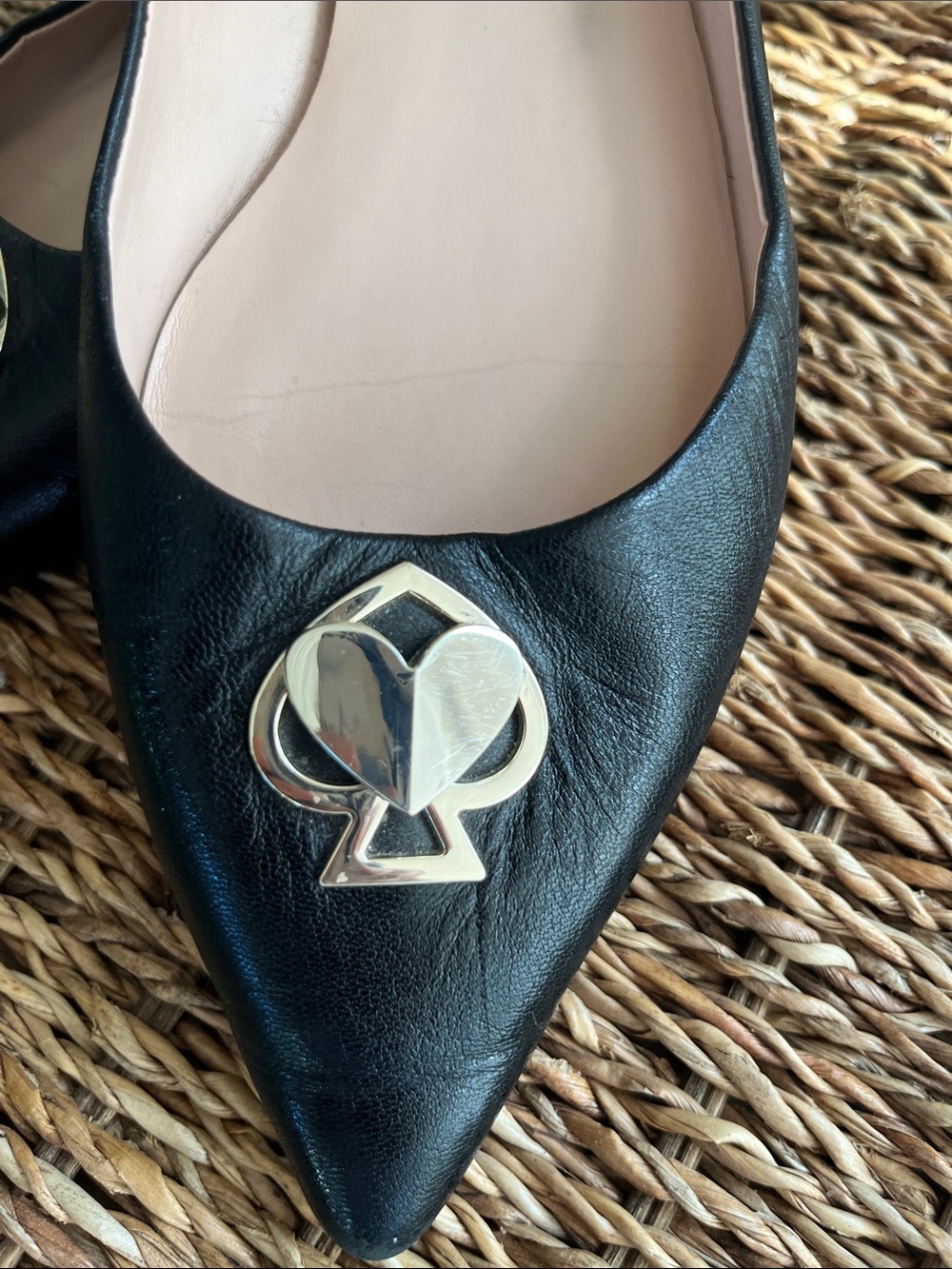 ♠️ kate spade Black Pointed Leather Flats with logo - Picture 3 of 12